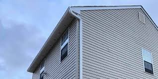 Siding Removal and Disposal in Signal Hill, CA